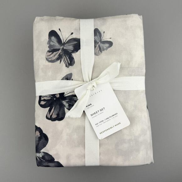 Pottery Barn Sheet Set KING Butterfly Kisses Organic Percale Bedding NWT - Picture 1 of 7